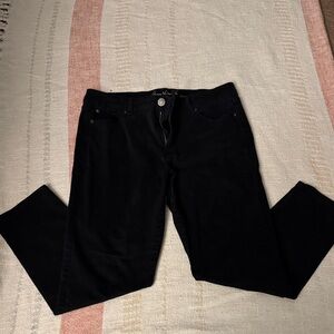 Gloria Vanderbilt Women's Black Straight Leg Jeans